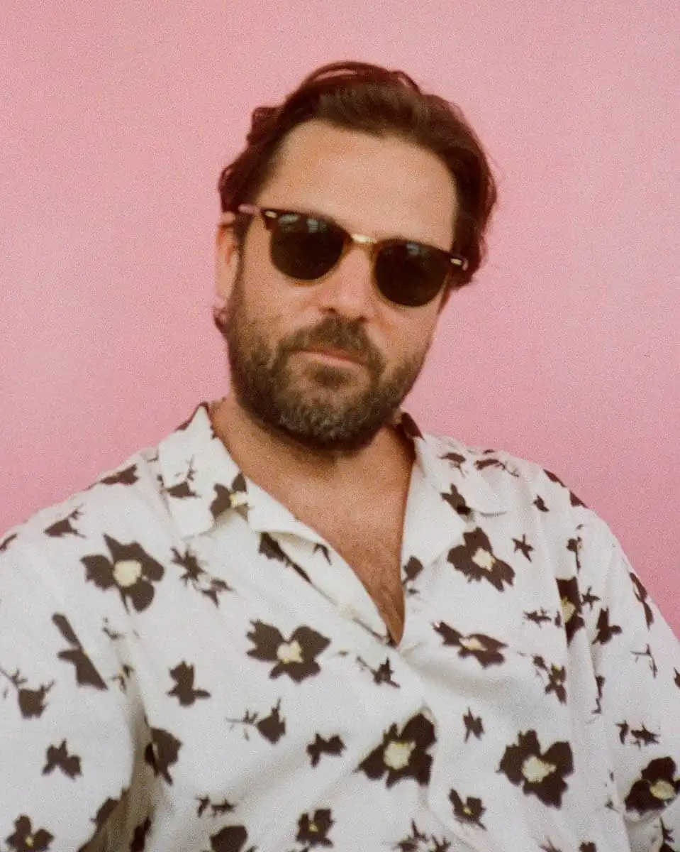 Martin LEVASLOT - Professional portrait of MLS-Agency co-founder, luxury photographer based in Hong Kong and Paris